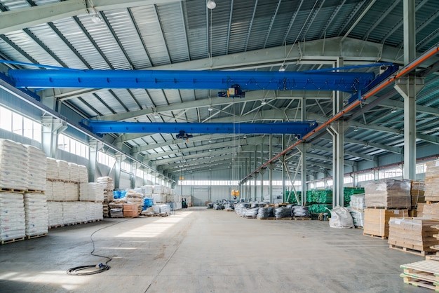 The Benefits of Renting a Shared Warehouse Space